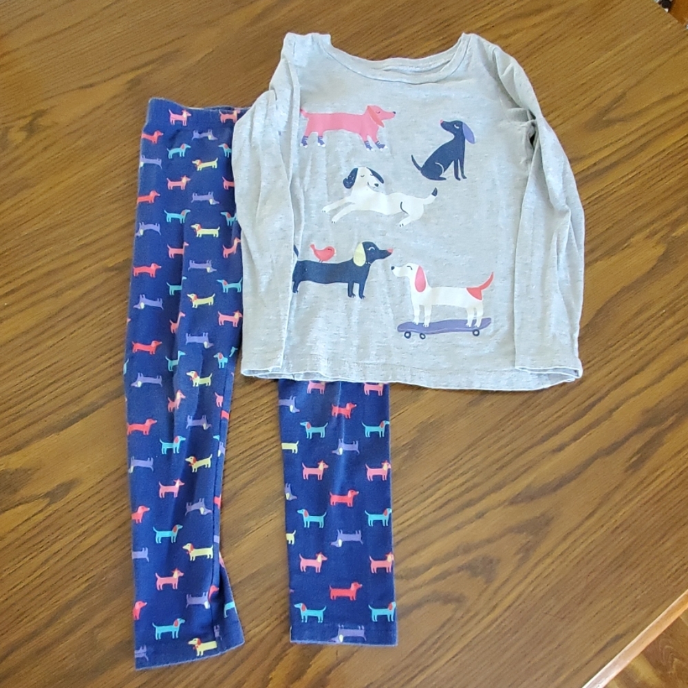 Carter's outfit